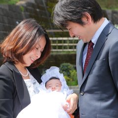 川崎市宮前区の神社に出張撮影したお宮参りの家族写真